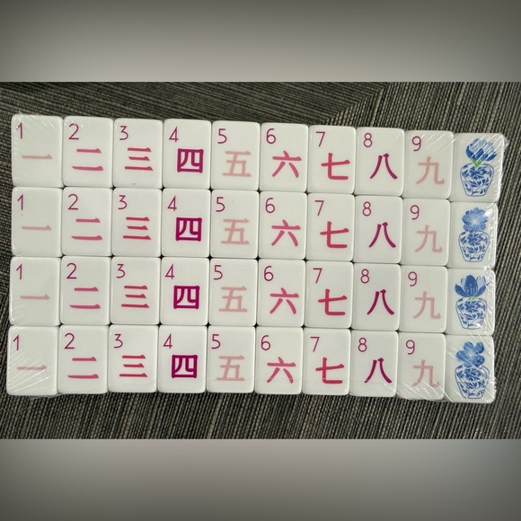 Colorful Mahjong Tile Set - Picture 2 of 6